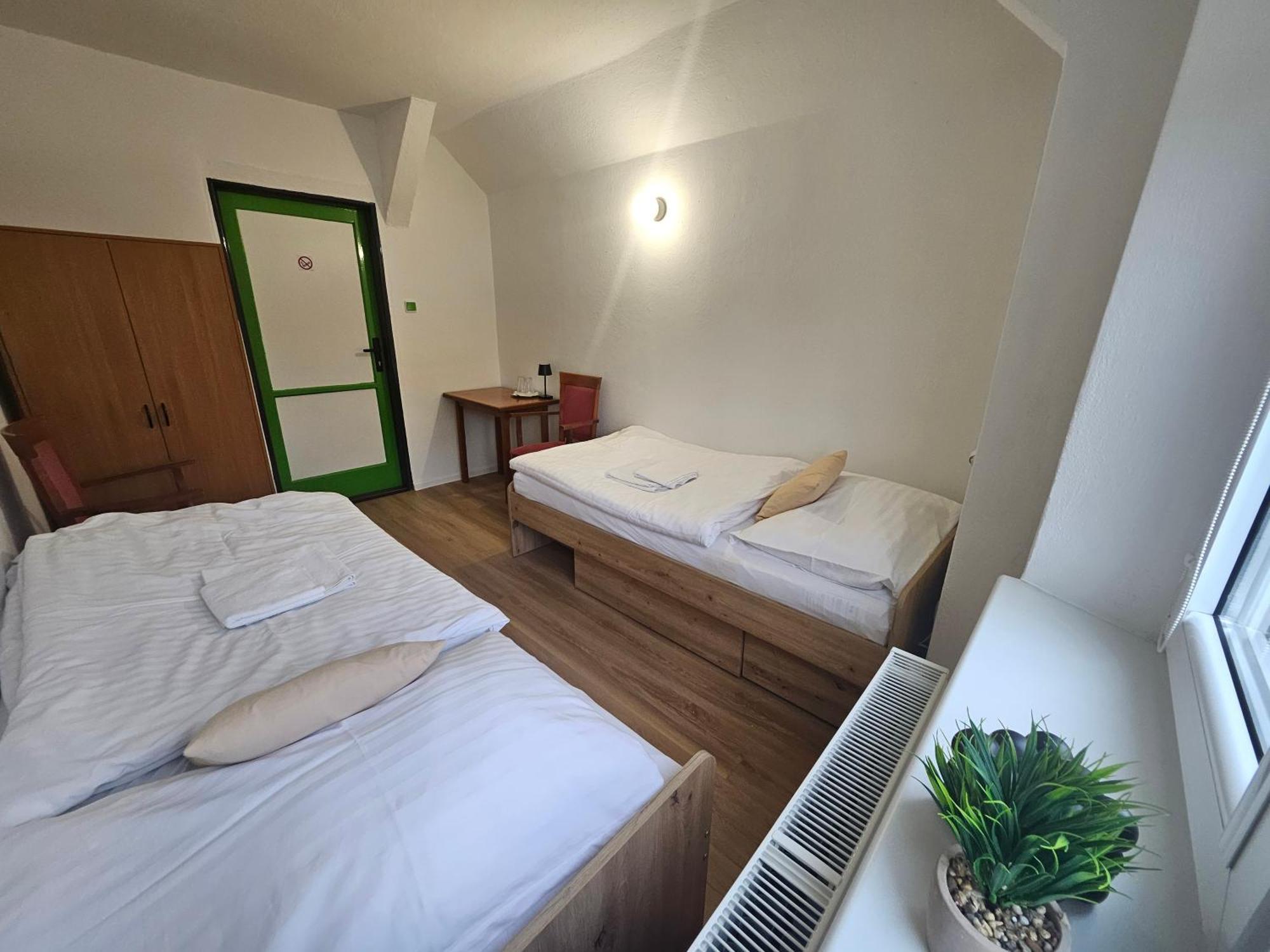 Hotel Squash Centrum Prievidza Room photo